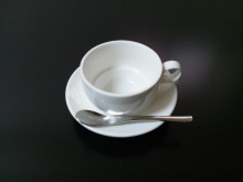 大阪　Webﾋﾞｼﾞﾈｽｱﾄﾞﾊﾞｲｻﾞｰ-コーヒーカップとスプーン