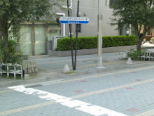 ブーメランストリートはJR吹田駅前にあります
